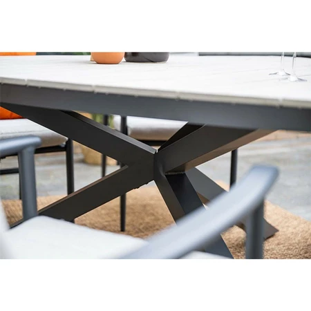 Edison Triangle Table 170cm - image 4