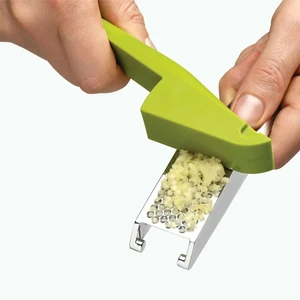 JJ EASY PRESS GARLIC CRUSHER - image 3